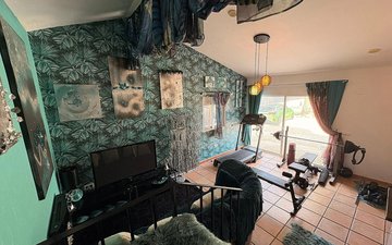 Property slide 18