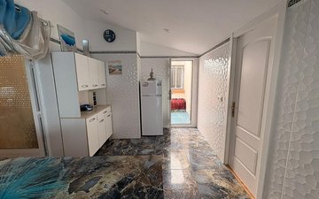 Property slide 38