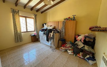 Property slide 14