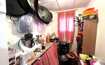 Property slide 16