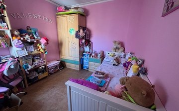Property slide 18