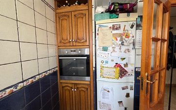Property slide 24