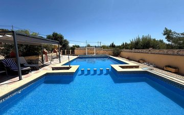 Property slide 17