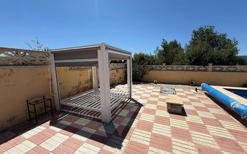 Property slide 26