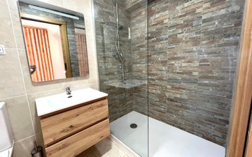 Property slide 15