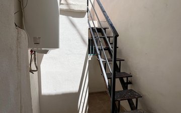 Property slide 32