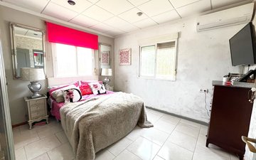 Property slide 39