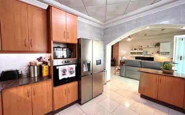 Property slide 50