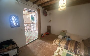 Property slide 18