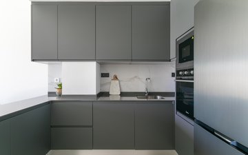 Property slide 18