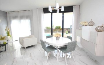 Slajd nieruchomości 2