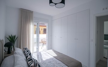 Property slide 22