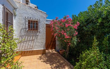 Property slide 25