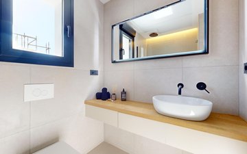 Property slide 18