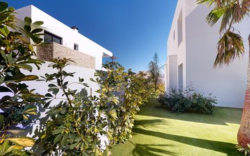 Property slide 43