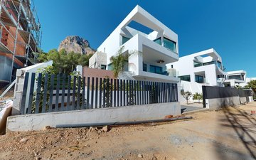 Property slide 6