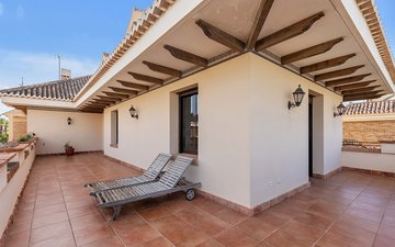Property slide 44