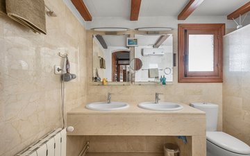 Property slide 23