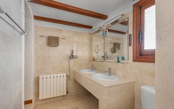 Property slide 24