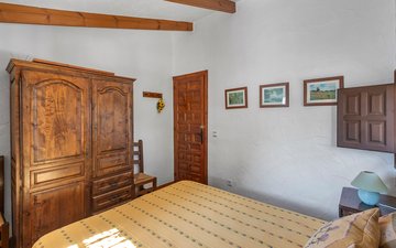 Property slide 28