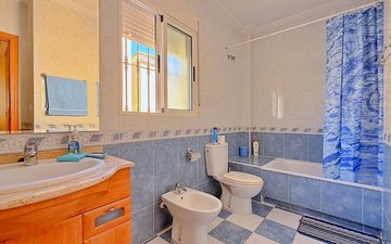 Property slide 35