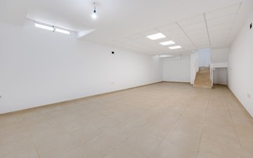Property slide 16