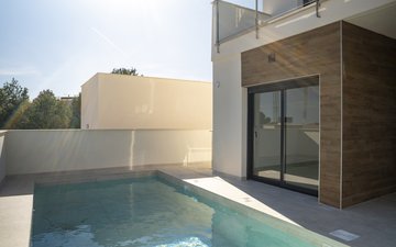 Property slide 10