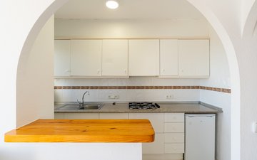 Property slide 6