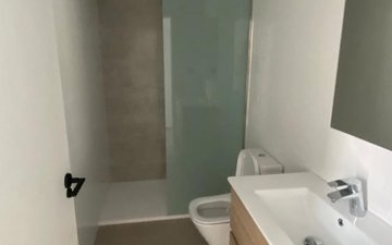 Property slide 32