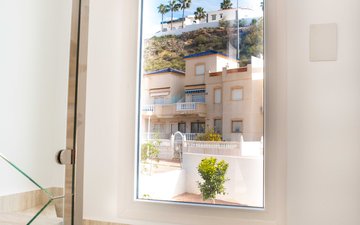 Property slide 20