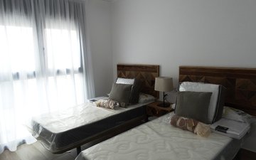 Property slide 19