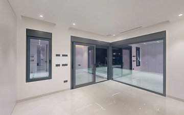 Property slide 14