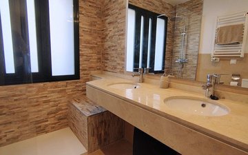 Property slide 19