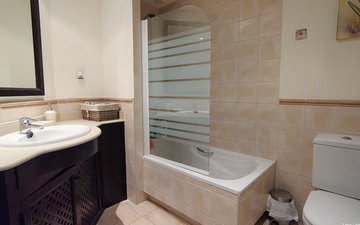 Property slide 21