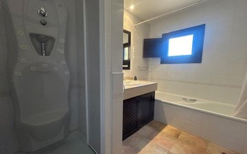 Property slide 23