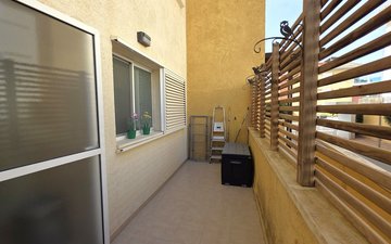 Property slide 21