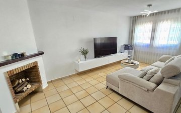 Property slide 17