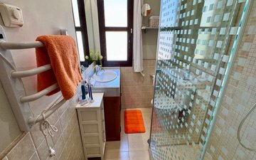 Property slide 70