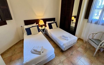 Property slide 46