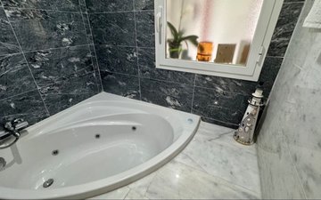 Property slide 24