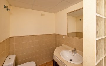Property slide 19