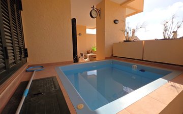 Property slide 10