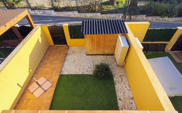 Property slide 21