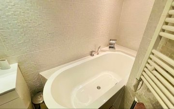 Property slide 24