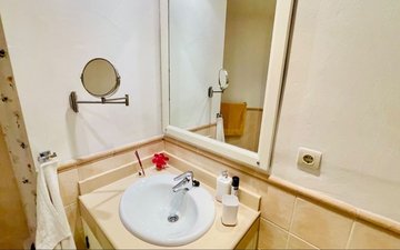 Property slide 21