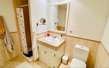 Property slide 24