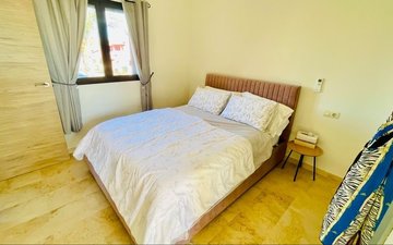 Property slide 50