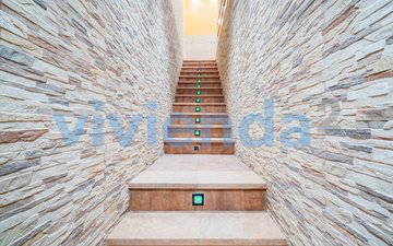 Property slide 17