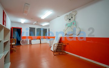 Property slide 21