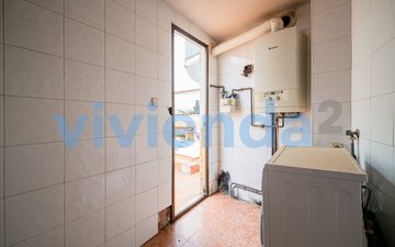 Property slide 32
